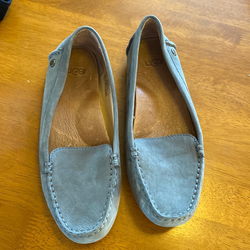 UGG Suede Slip On Shoes 5 VGUC Gray